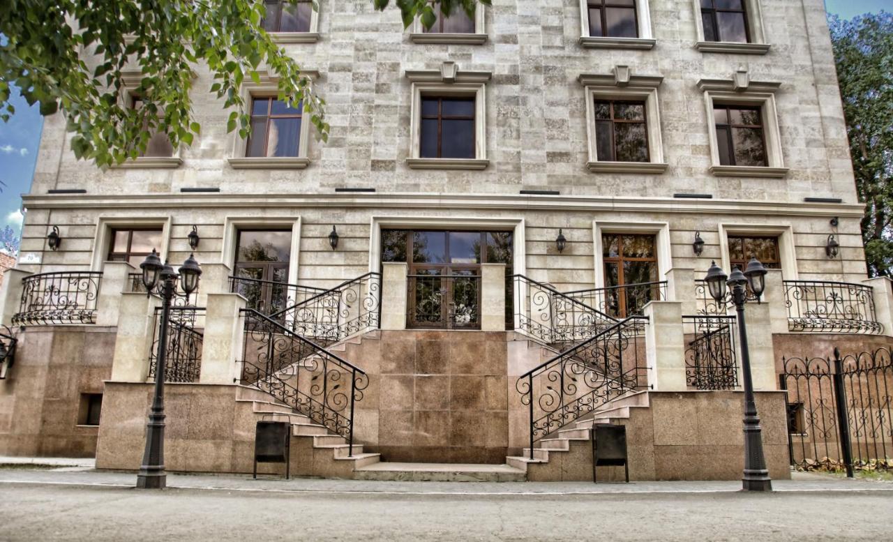 Plaza Hotel Kokshetau Exterior photo